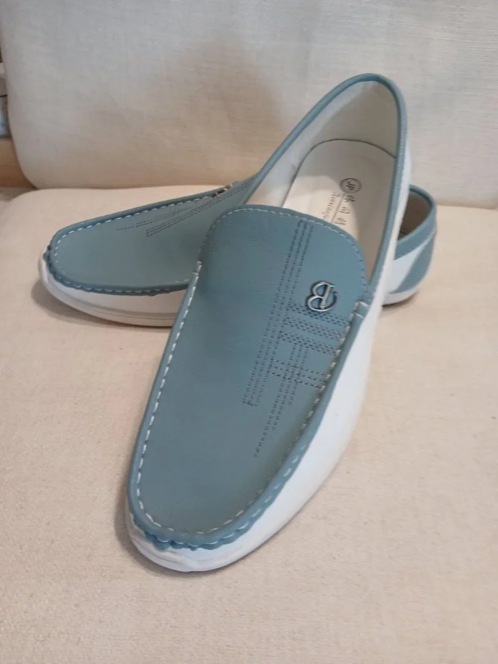 Huixiangdiepin Men’s Genuine Leather White & Light Blue Loafers Size 46